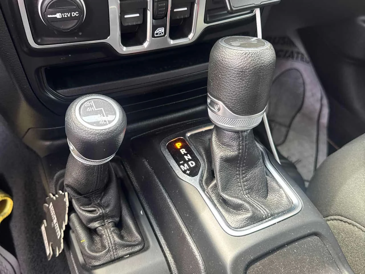 Jeep Wrangler * Unlimited Sport Altitude * ПОДГРЕВ * КАМЕРА , снимка 12 - Автомобили и джипове - 54884302