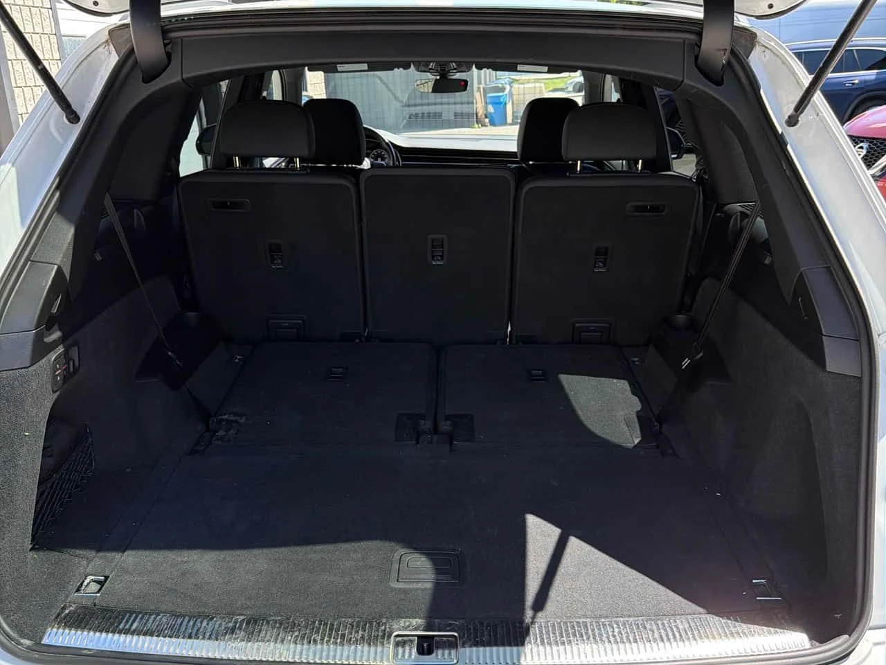 Audi Q7 * Progressiv * CARFAX * ОБДУХВАНЕ * ПАНО * KEYLESS, снимка 11 - Автомобили и джипове - 54896964