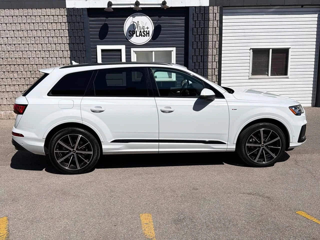 Audi Q7 * Progressiv * CARFAX * ОБДУХВАНЕ * ПАНО * KEYLESS, снимка 2 - Автомобили и джипове - 54896964