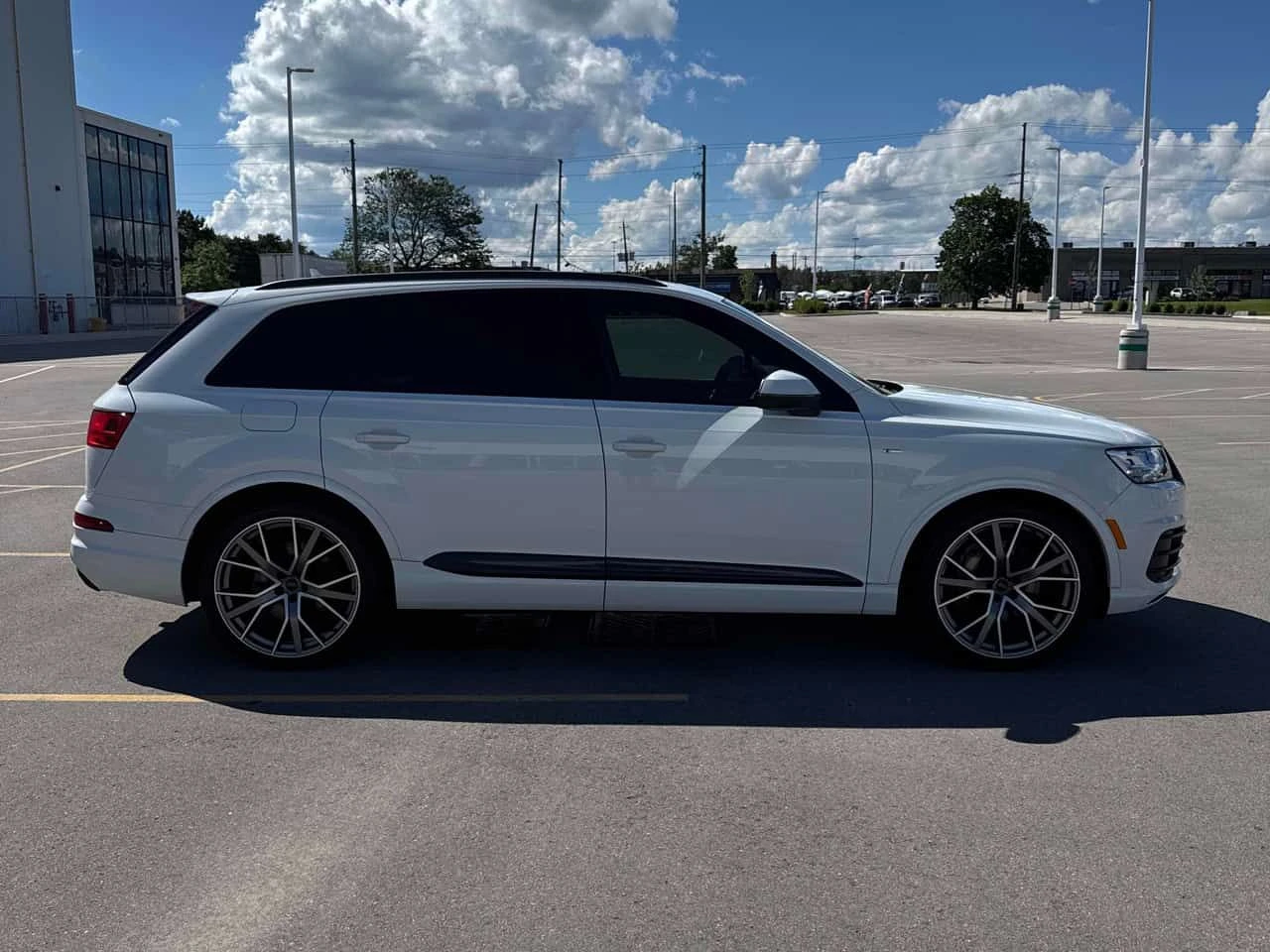 Audi Q7 TECHNIK * MATRIX* 360 КАМЕРА* ОБДУХВАНЕ* ПАНОРАМА*, снимка 4 - Автомобили и джипове - 54979883