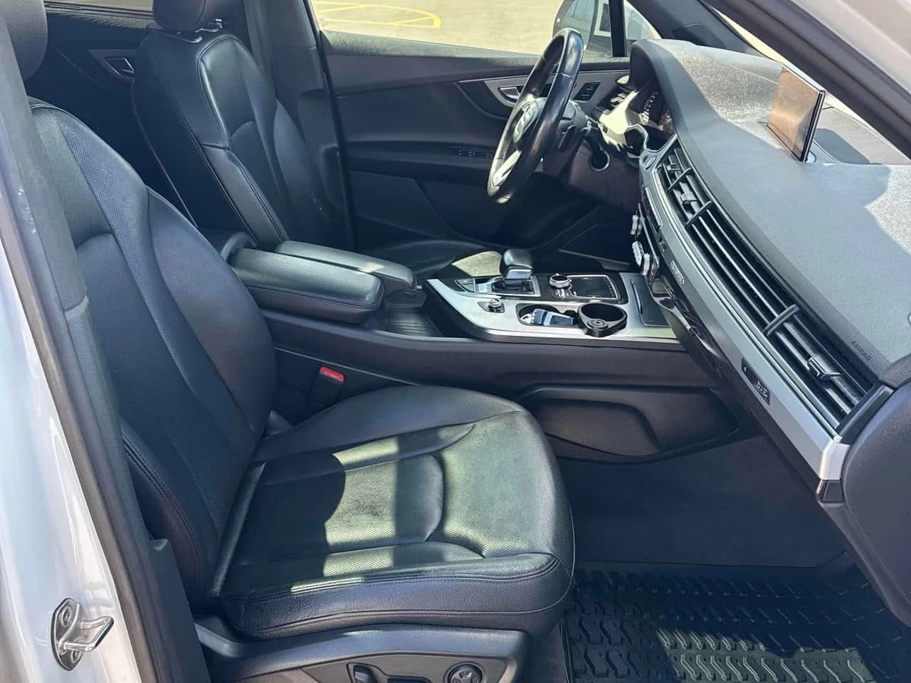Audi Q7 TECHNIK * MATRIX* 360 КАМЕРА* ОБДУХВАНЕ* ПАНОРАМА*, снимка 12 - Автомобили и джипове - 54979883