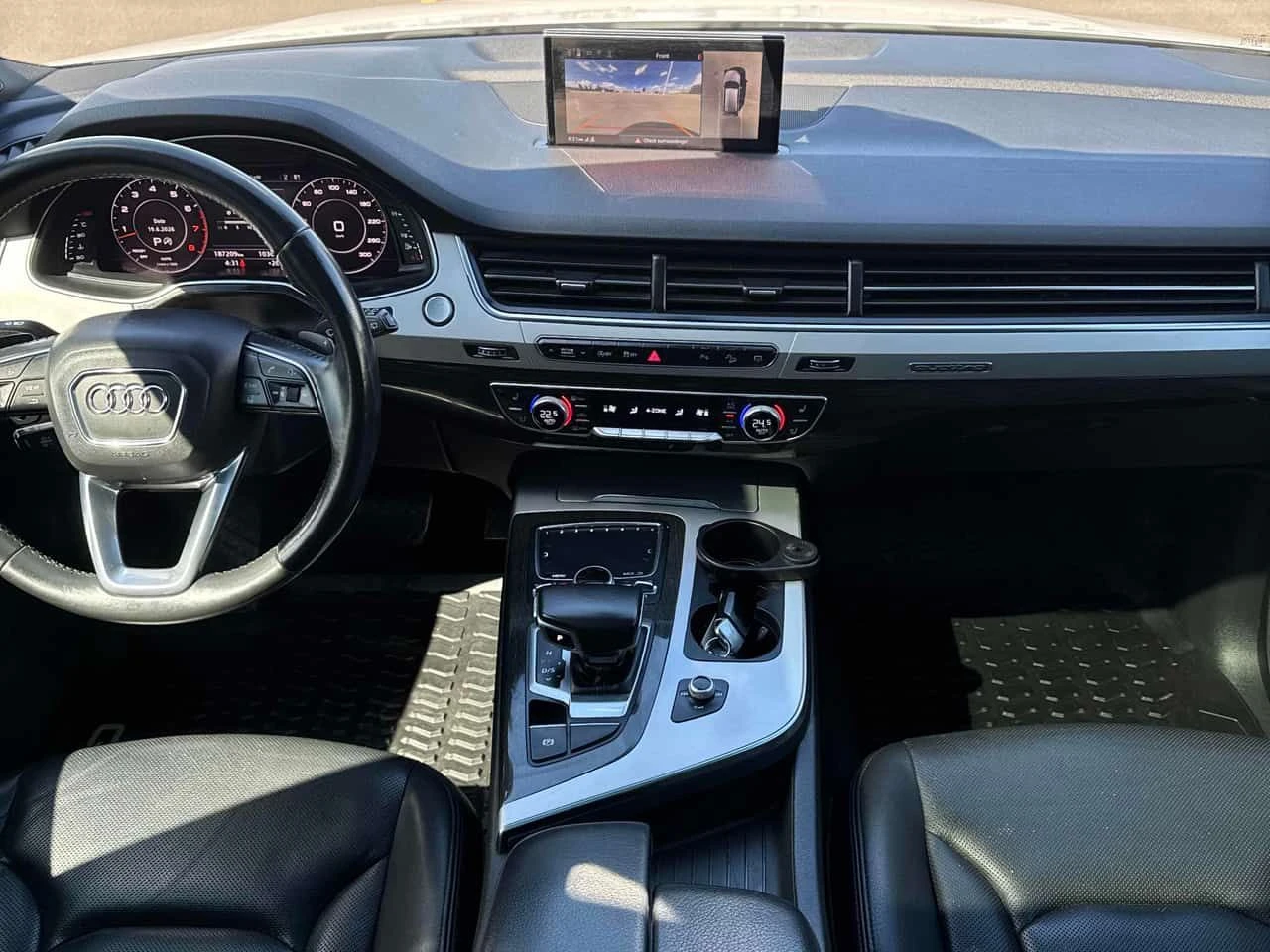 Audi Q7 TECHNIK * MATRIX* 360 КАМЕРА* ОБДУХВАНЕ* ПАНОРАМА*, снимка 9 - Автомобили и джипове - 54979883