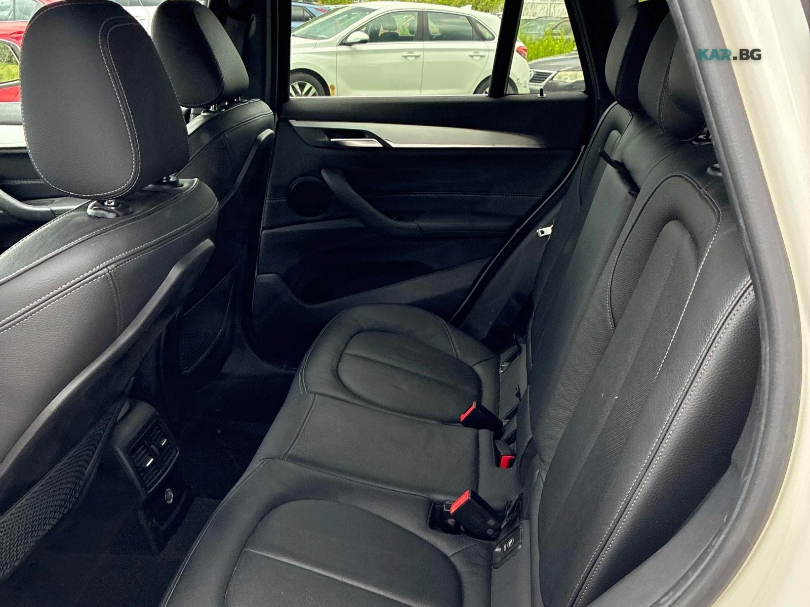 BMW X1 xDrive28i  * АвтоКредит * (ЦЕНА ДО БГ), снимка 15 - Автомобили и джипове - 55048529