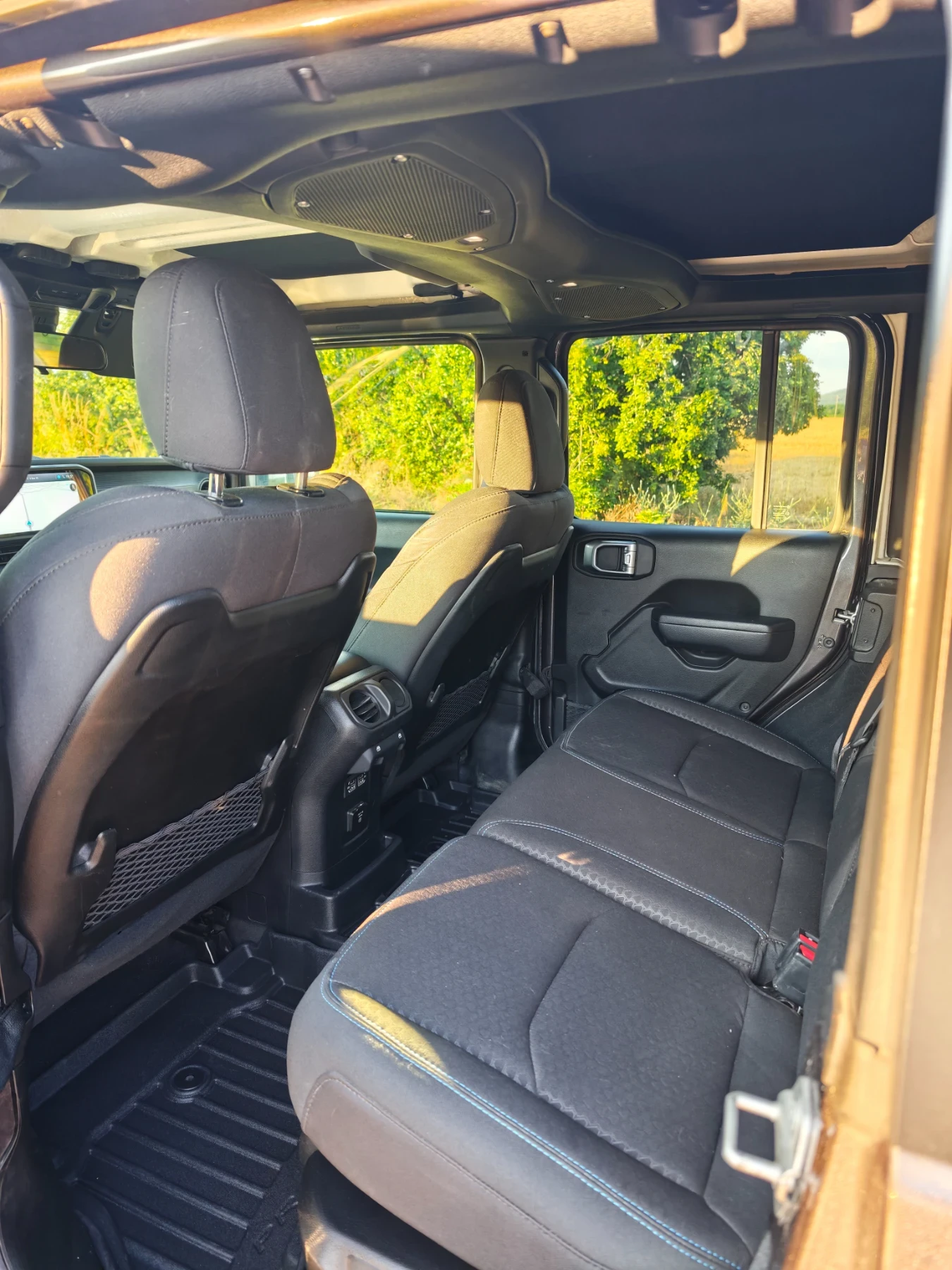 Jeep Wrangler  4xe Rubicon 05/2024   17 400 км , снимка 11 - Автомобили и джипове - 55080026