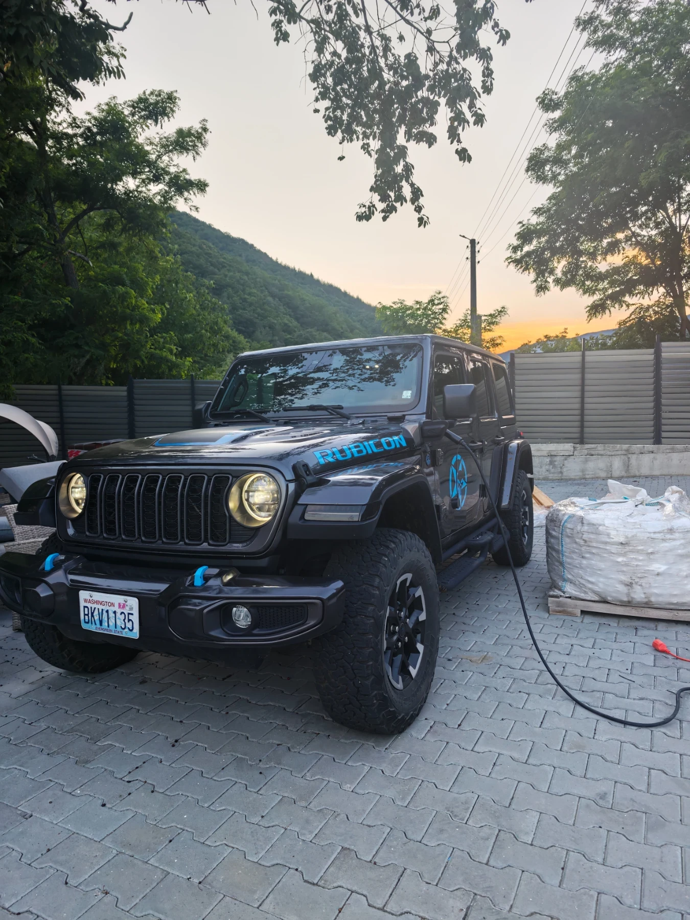 Jeep Wrangler  4xe Rubicon 05/2024   17 400 км , снимка 2 - Автомобили и джипове - 55080026