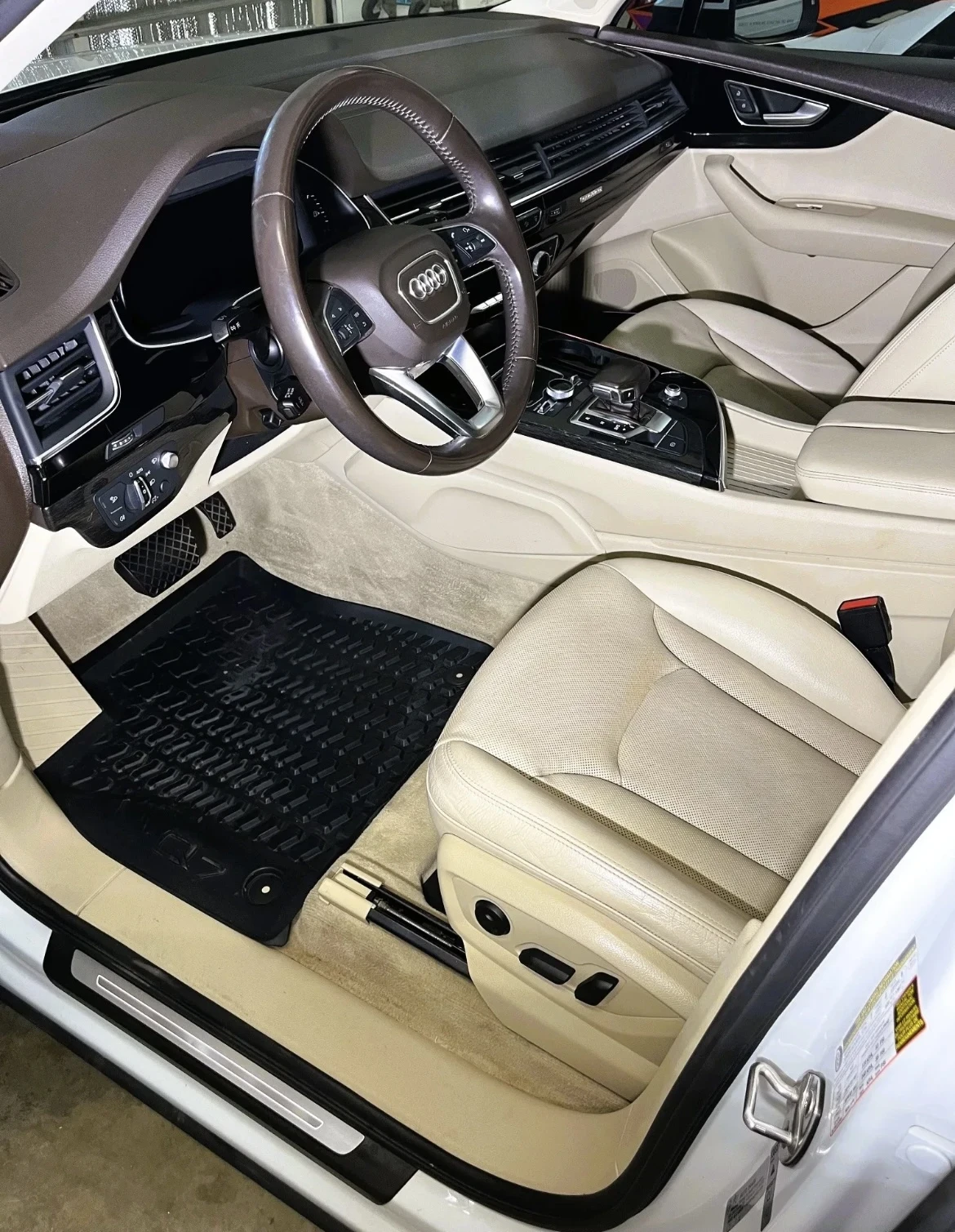 Audi Q7 3.0T* TFSI* V6T* 333* BOSE* LED* PRESTIGE* , снимка 8 - Автомобили и джипове - 55252996