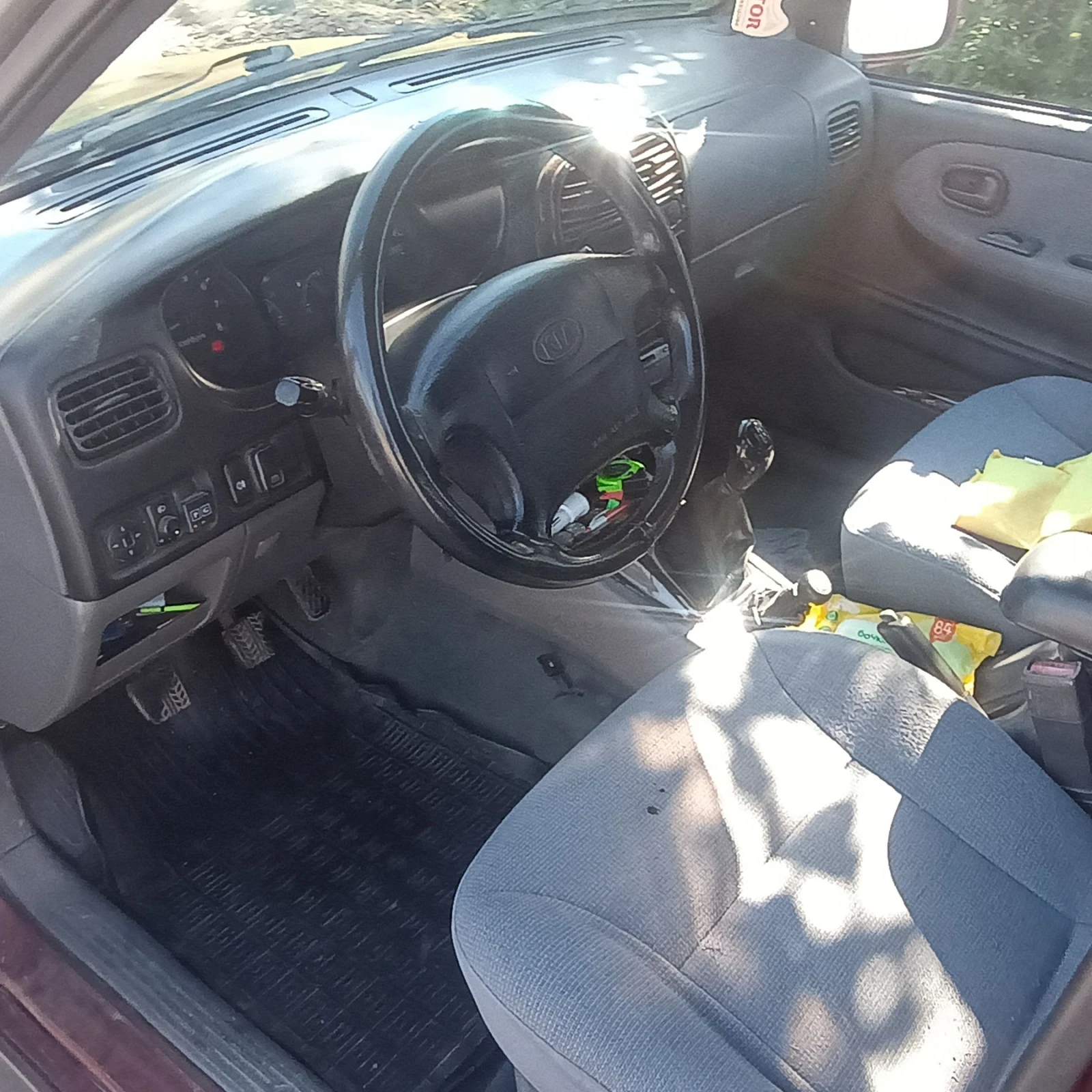 Kia Sportage 2.0, снимка 9 - Автомобили и джипове - 55687996