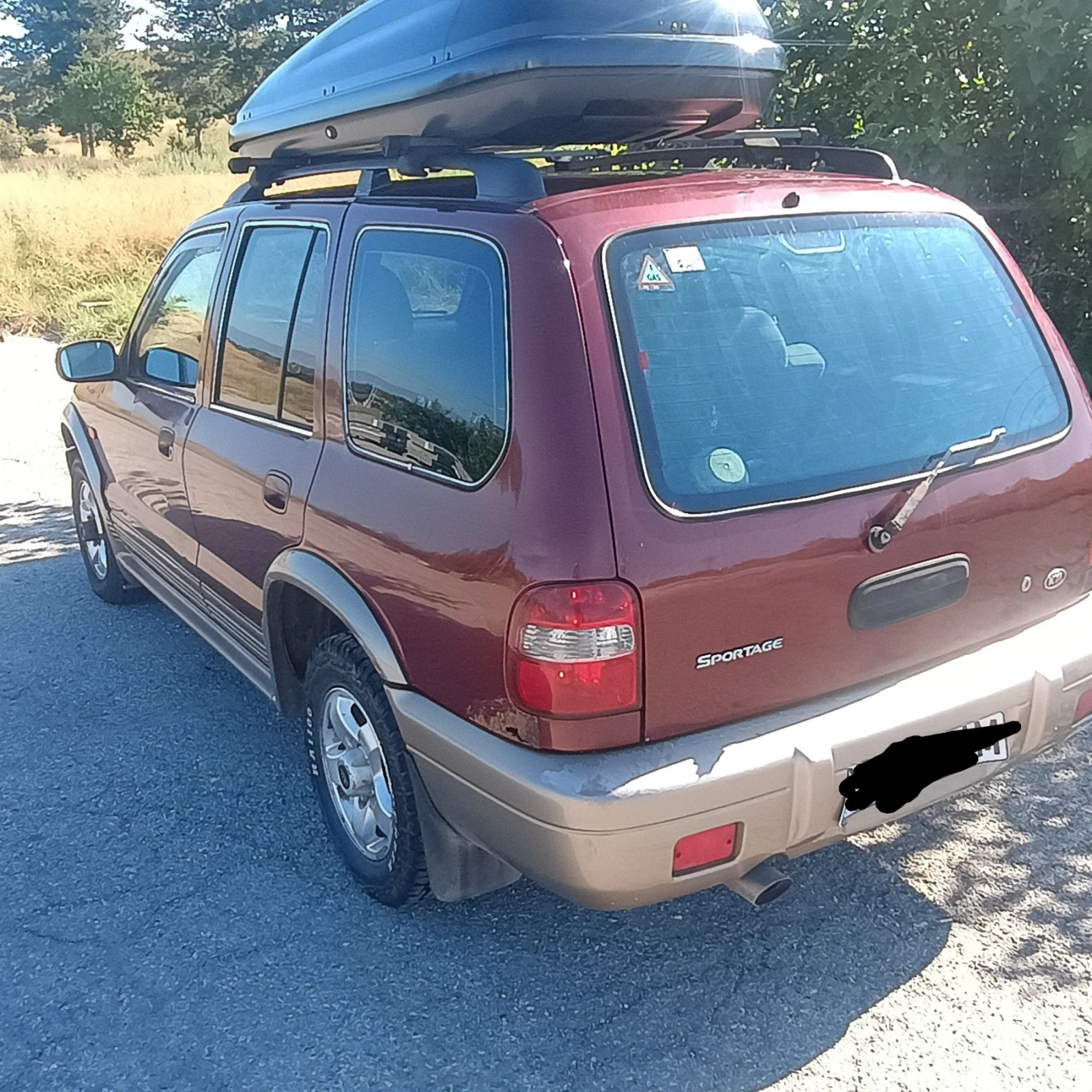 Kia Sportage 2.0, снимка 2 - Автомобили и джипове - 55687996