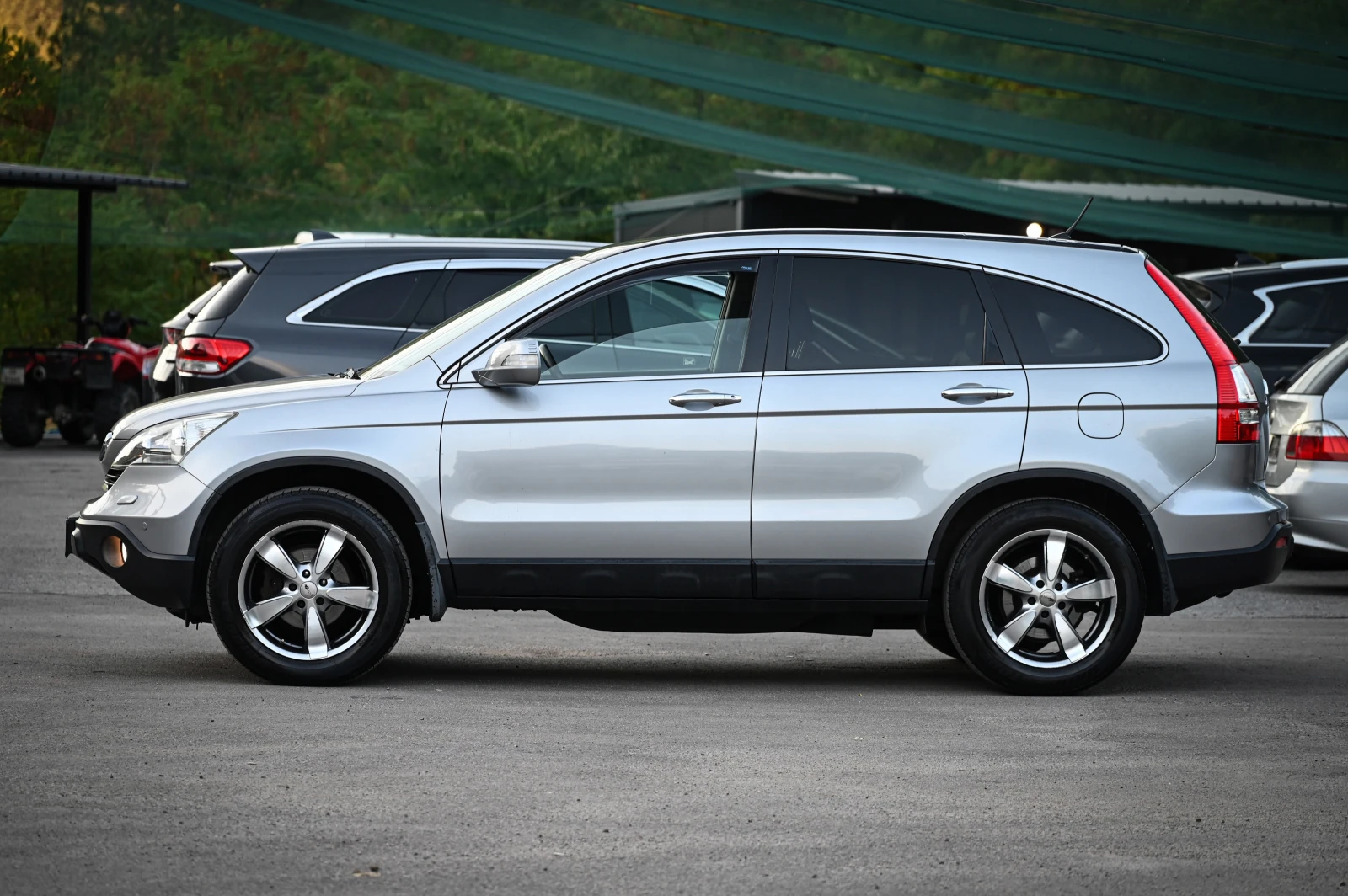 Honda Cr-v 2.0i /4x4 / FULL / Автоматик !!!, снимка 2 - Автомобили и джипове - 55952935