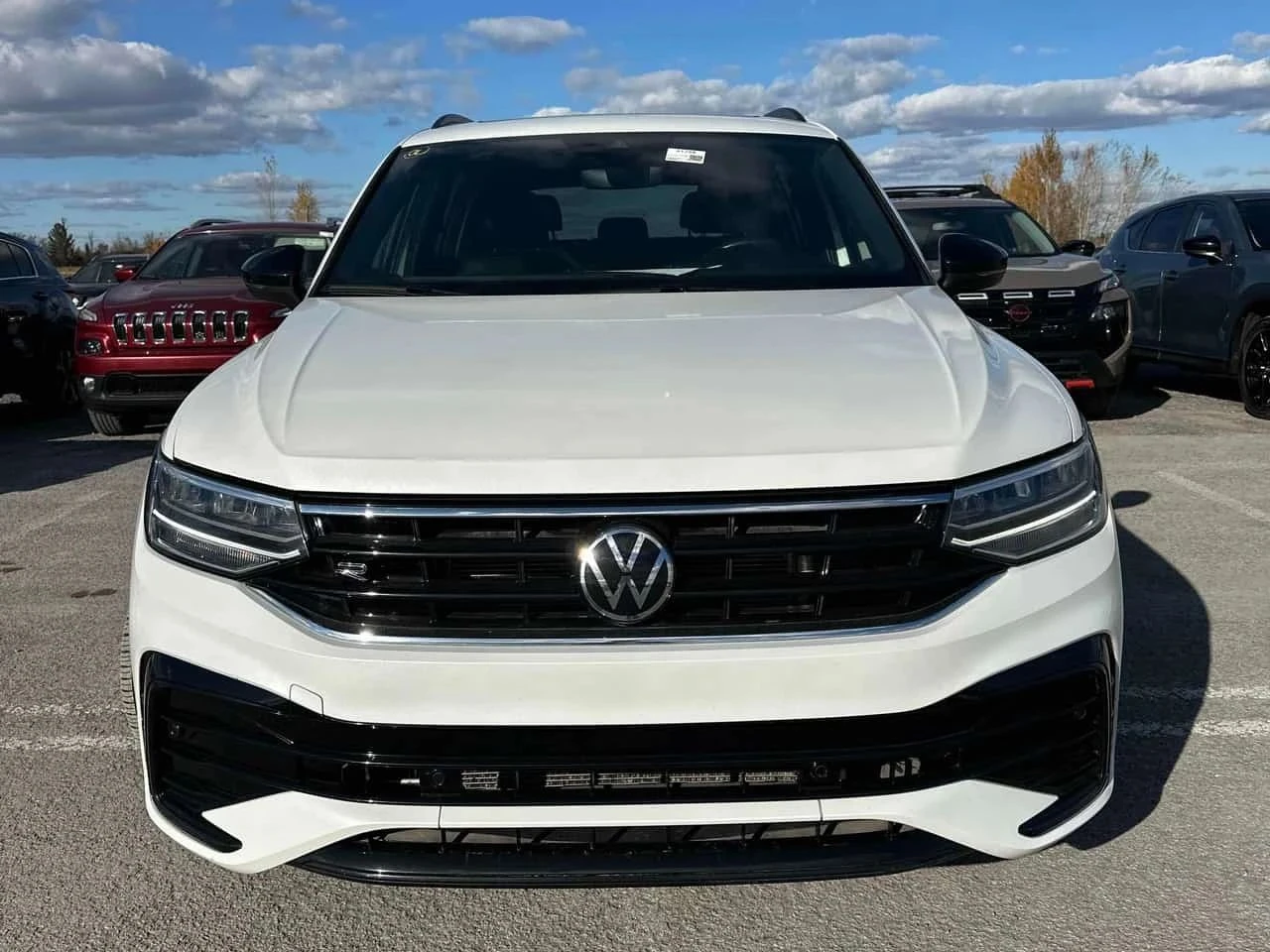 VW Tiguan, снимка 3 - Автомобили и джипове - 56684924