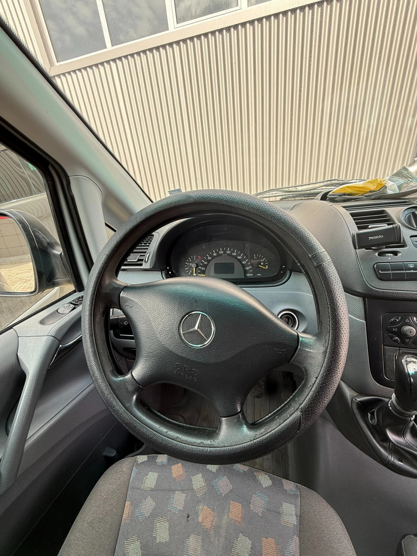 Mercedes-Benz Vito 115 CDI, снимка 8 - Бусове и автобуси - 53909902