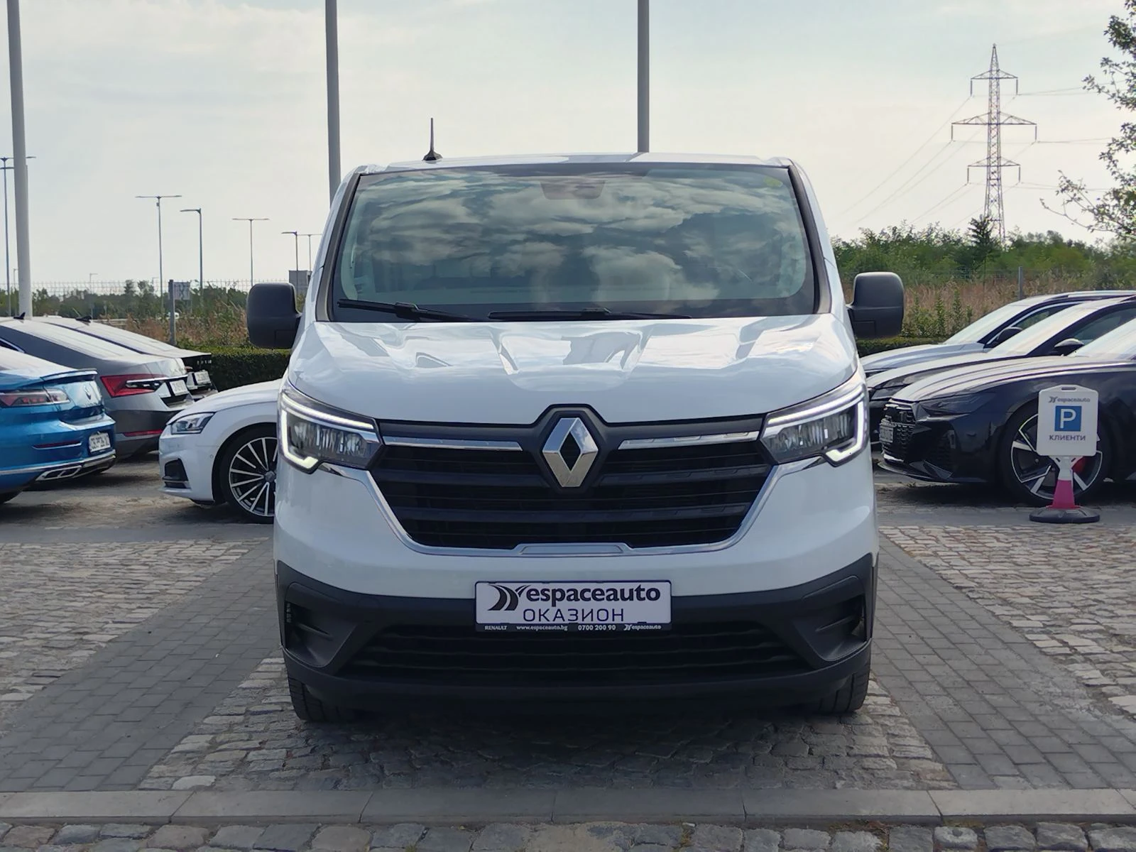 Renault Trafic 2.0dCi/ 110к.с./L1H1, снимка 2 - Бусове и автобуси - 55786980