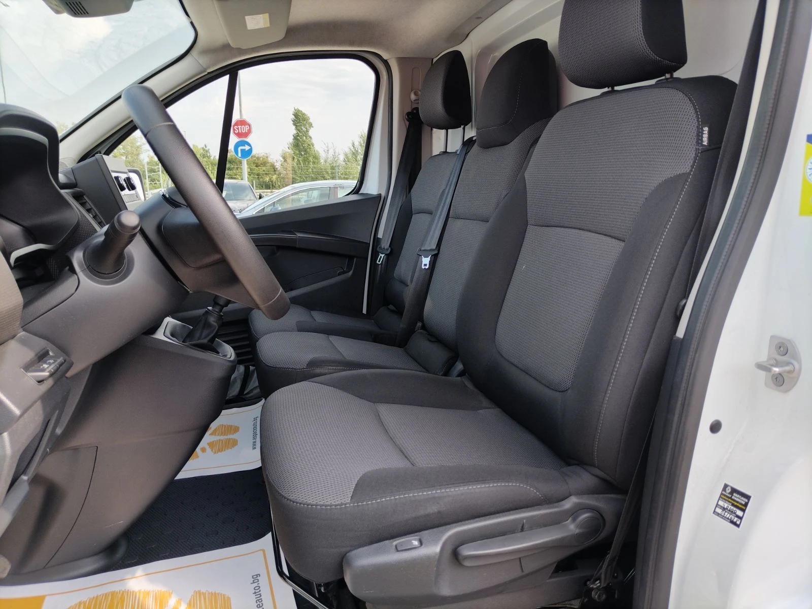 Renault Trafic 2.0dCi/ 110к.с./L1H1, снимка 13 - Бусове и автобуси - 55786980