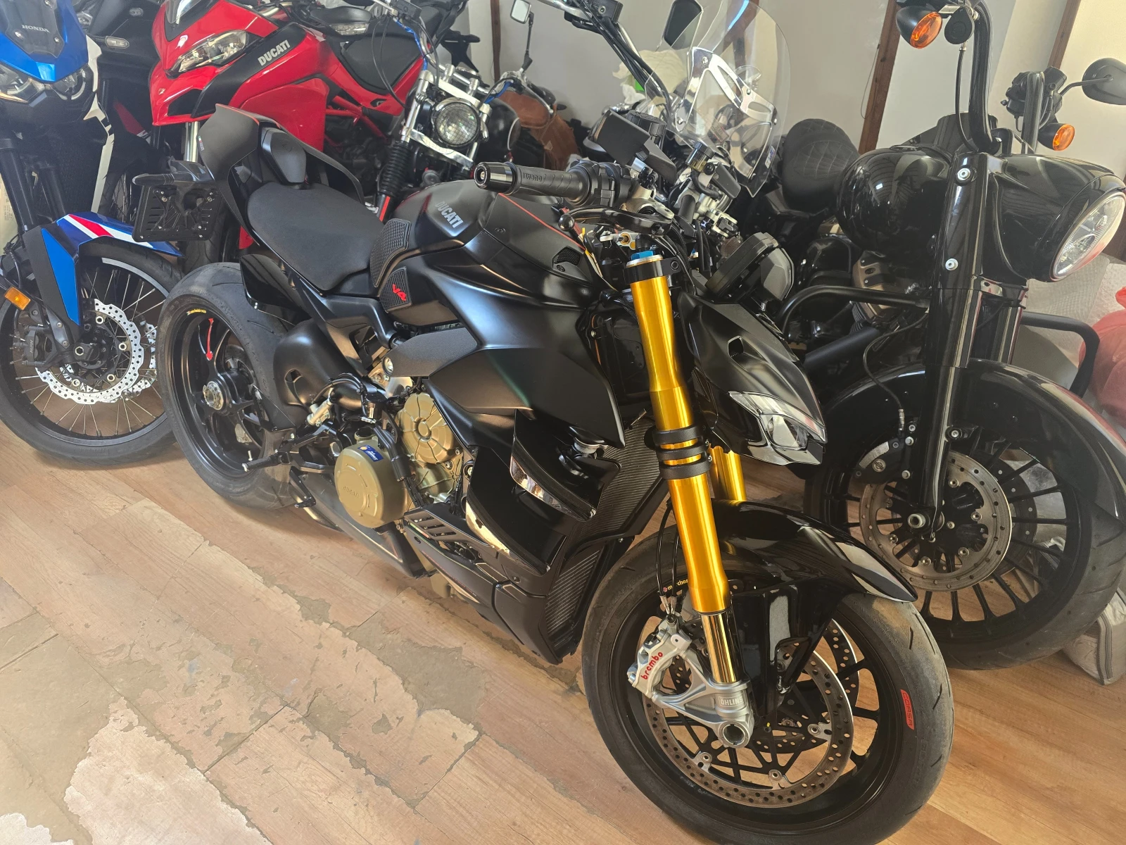 Ducati Streetfighter V4S 2023, снимка 2 - Мотоциклети и мототехника - 55743071