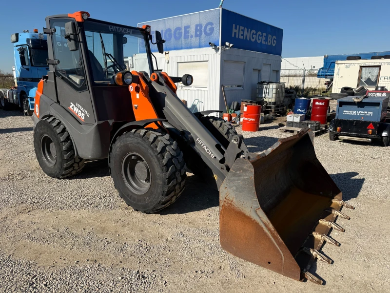Челен товарач Hitachi ZW 95, снимка 9 - Индустриална техника - 52422115