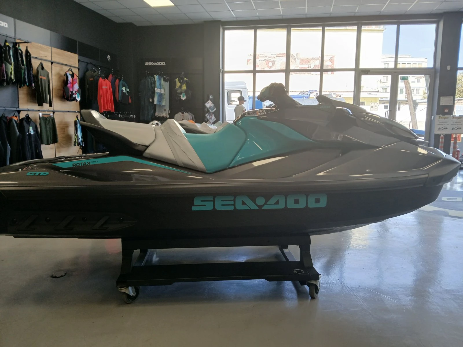 Джет Bombardier Sea Doo  GTR 230 - изображение 6