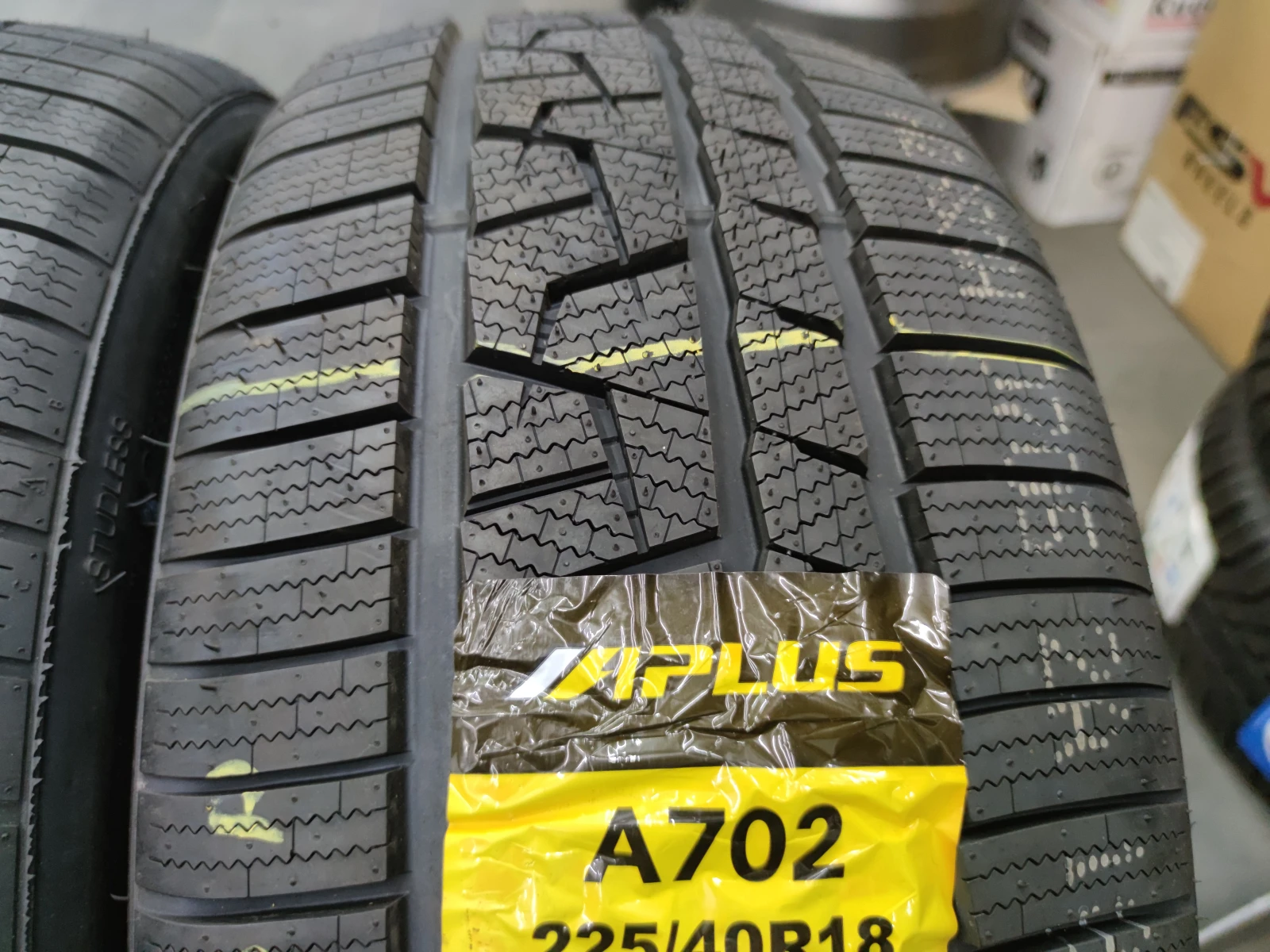  225/40R18 | Mobile.bg   3