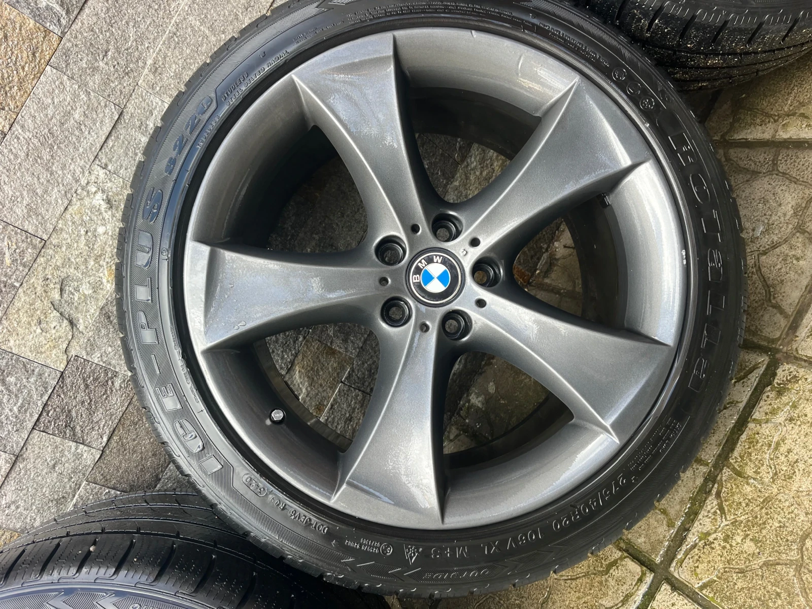 ���� � ������ 315/35R20 | Mobile.bg � ����������� 4