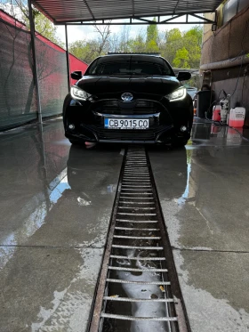 Toyota Yaris 1.5 ХИБРИД, снимка 2
