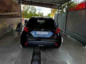 Toyota Yaris 1.5 ХИБРИД, снимка 4
