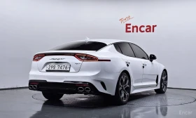 Kia Stinger 3.3* GT* TURBO* ОБДУХВАНЕ* ХЕДЪП* КАМЕРА* , снимка 2