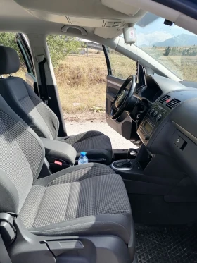VW Touran 2.0TDI/Автомат/7места , снимка 12