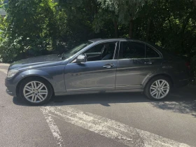 Mercedes-Benz C 320, снимка 10