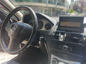Mercedes-Benz C 320, снимка 12