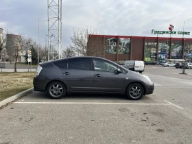 Toyota Prius 1.5 Hybrid facelift , снимка 3