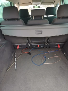 VW Touran 2.0 6ск 140 кс, снимка 6