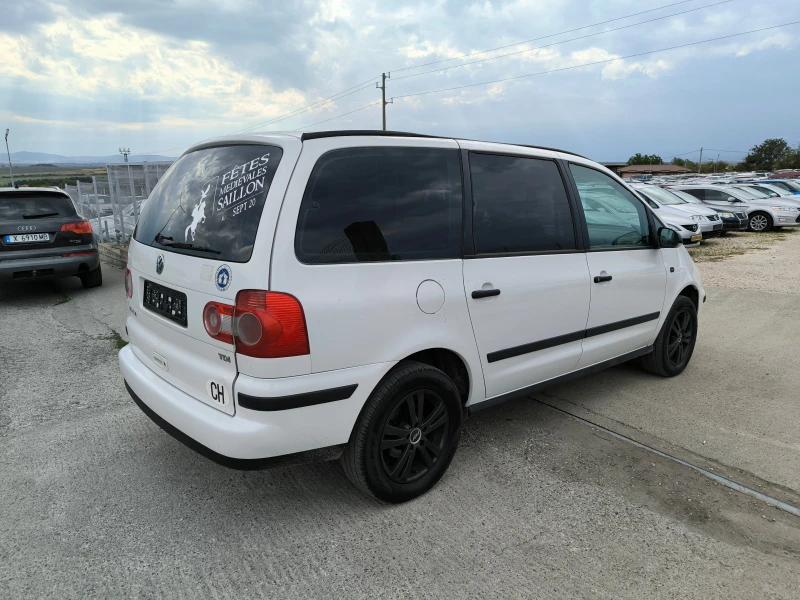 VW Sharan 1.9tdi, снимка 4 - Автомобили и джипове - 47396270