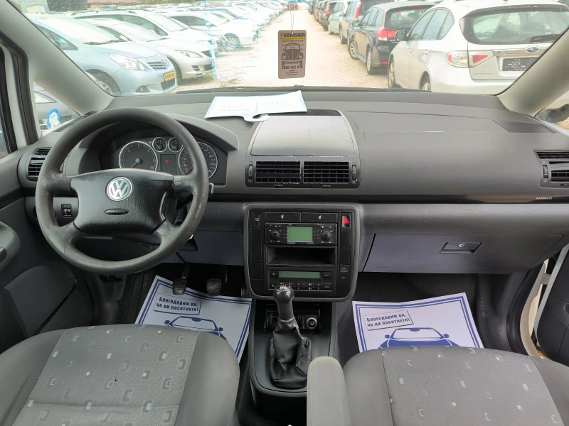 VW Sharan 1.9tdi, снимка 7 - Автомобили и джипове - 47396270