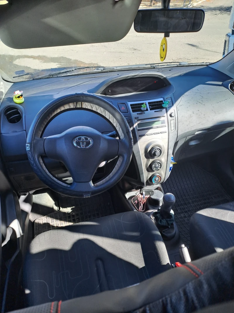 Toyota Yaris, снимка 7 - Автомобили и джипове - 47736790