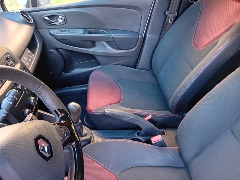 Renault Clio Учебен !!! , снимка 8 - Автомобили и джипове - 53036650