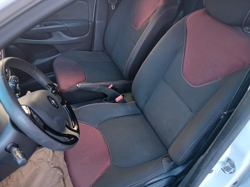 Renault Clio Учебен !!! , снимка 5 - Автомобили и джипове - 53036650