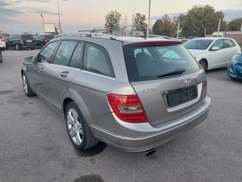 Mercedes-Benz C 220 Mercedes-Benz C 220 CDI Avantgarde, снимка 6 - Автомобили и джипове - 52365577