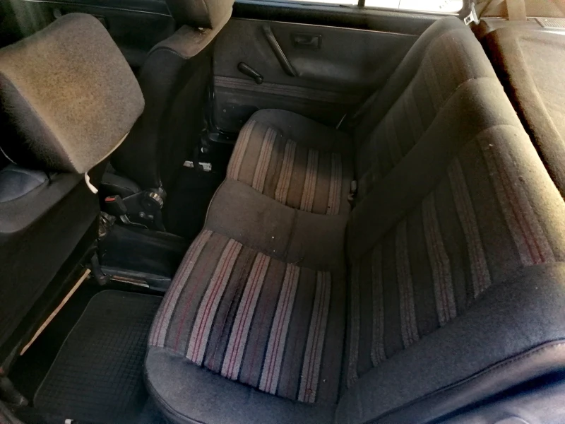 VW Golf 2, 1.8, снимка 12 - Автомобили и джипове - 52395048