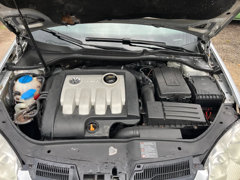 VW Golf 1.9TDI 90hp, снимка 11 - Автомобили и джипове - 52551444