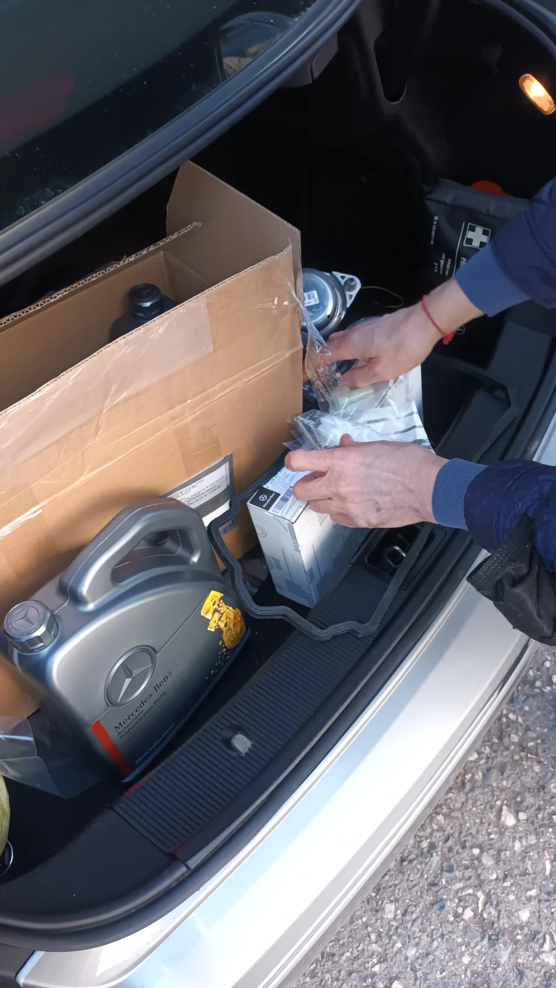 Mercedes-Benz E 350, снимка 10 - Автомобили и джипове - 53314981