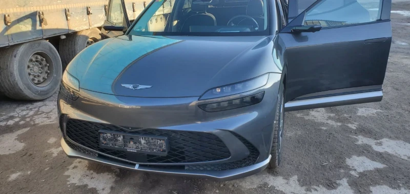 Genesis GV60 Performance B&O Headup 490hp, снимка 7 - Автомобили и джипове - 53459586
