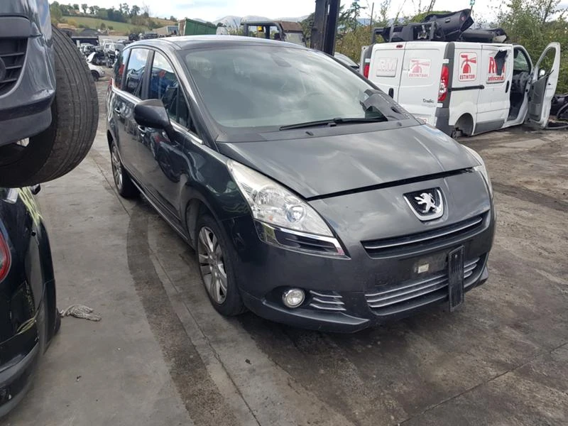 Peugeot 5008 2.0HDI, снимка 1 - Автомобили и джипове - 45613877