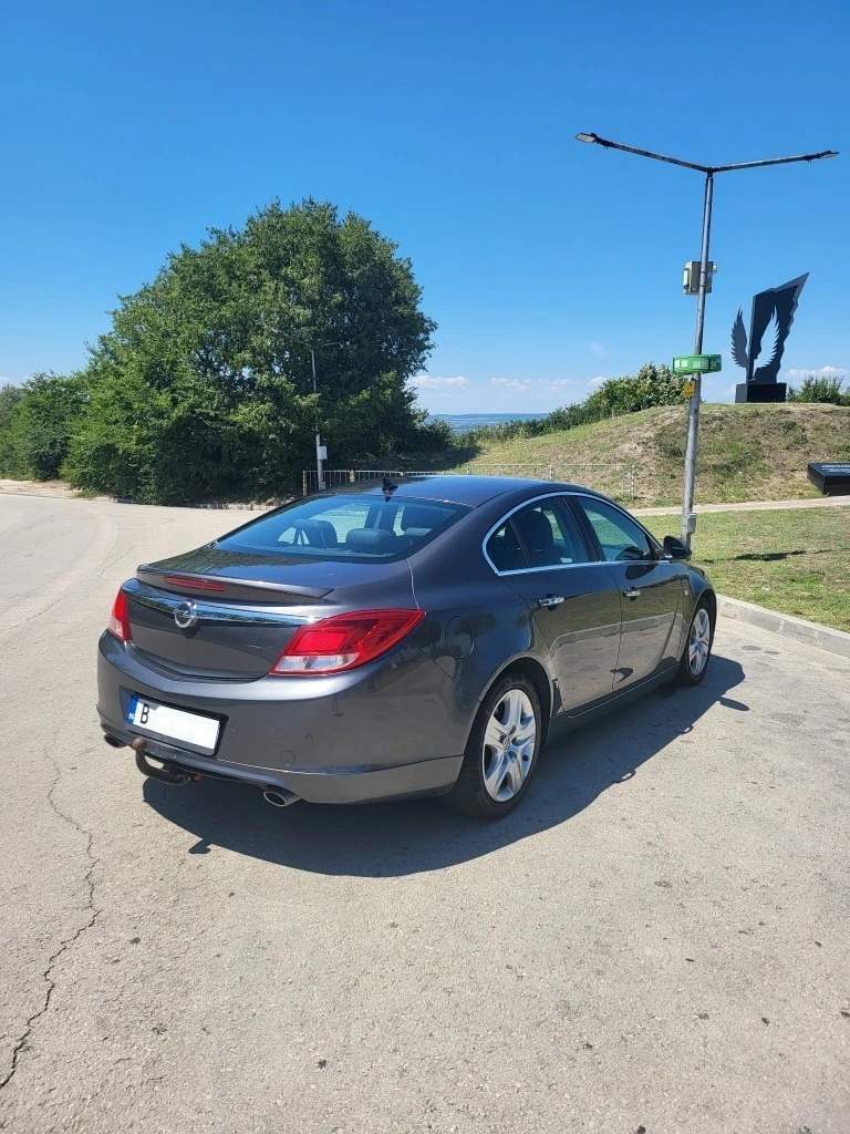 Opel Insignia 2.8 V6 4X4 260 - изображение 4