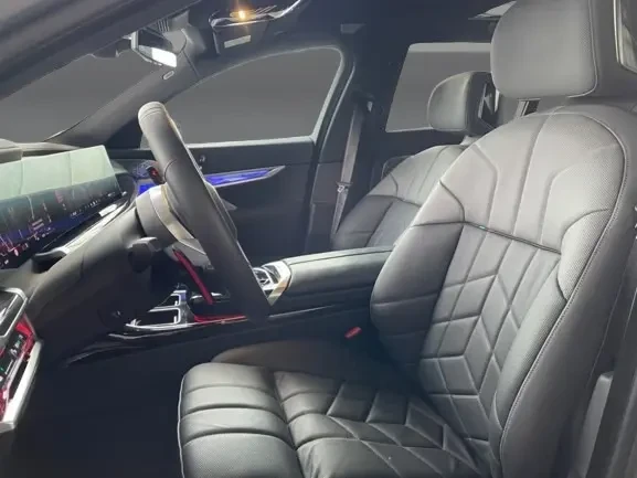 BMW 760 e M xDrive = Shadow Line = Shadow Line = Гаранция, снимка 5 - Автомобили и джипове - 54854910