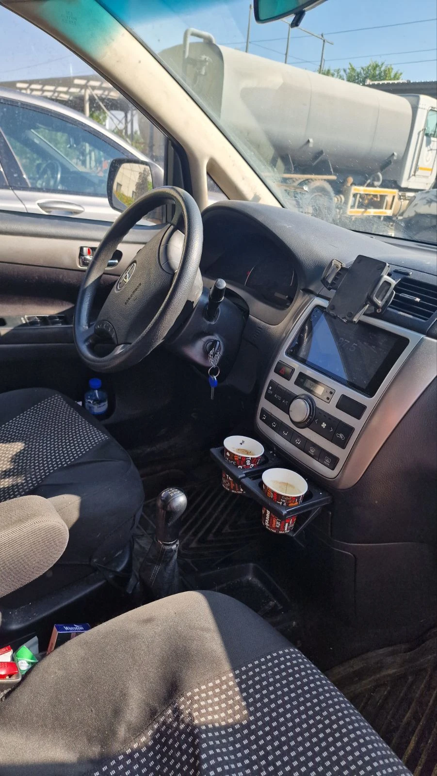Toyota Avensis verso  - изображение 6
