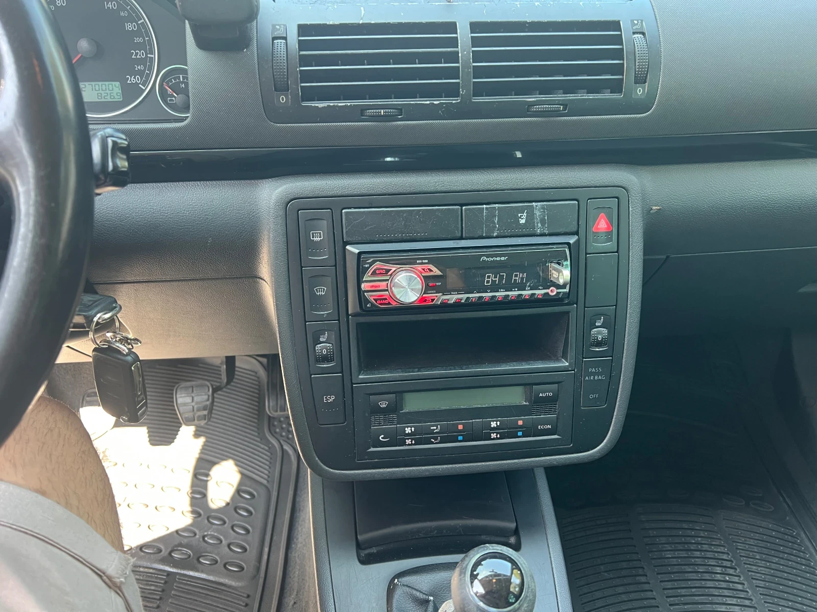 VW Sharan 1.9 tdi 131 ps 6+ 1 - изображение 9
