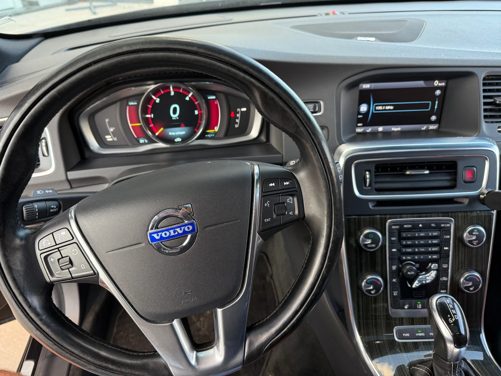 Volvo V60 PREMIUM SOUND/Keyless/Line ass/Distronik/ | Mobile.bg   14