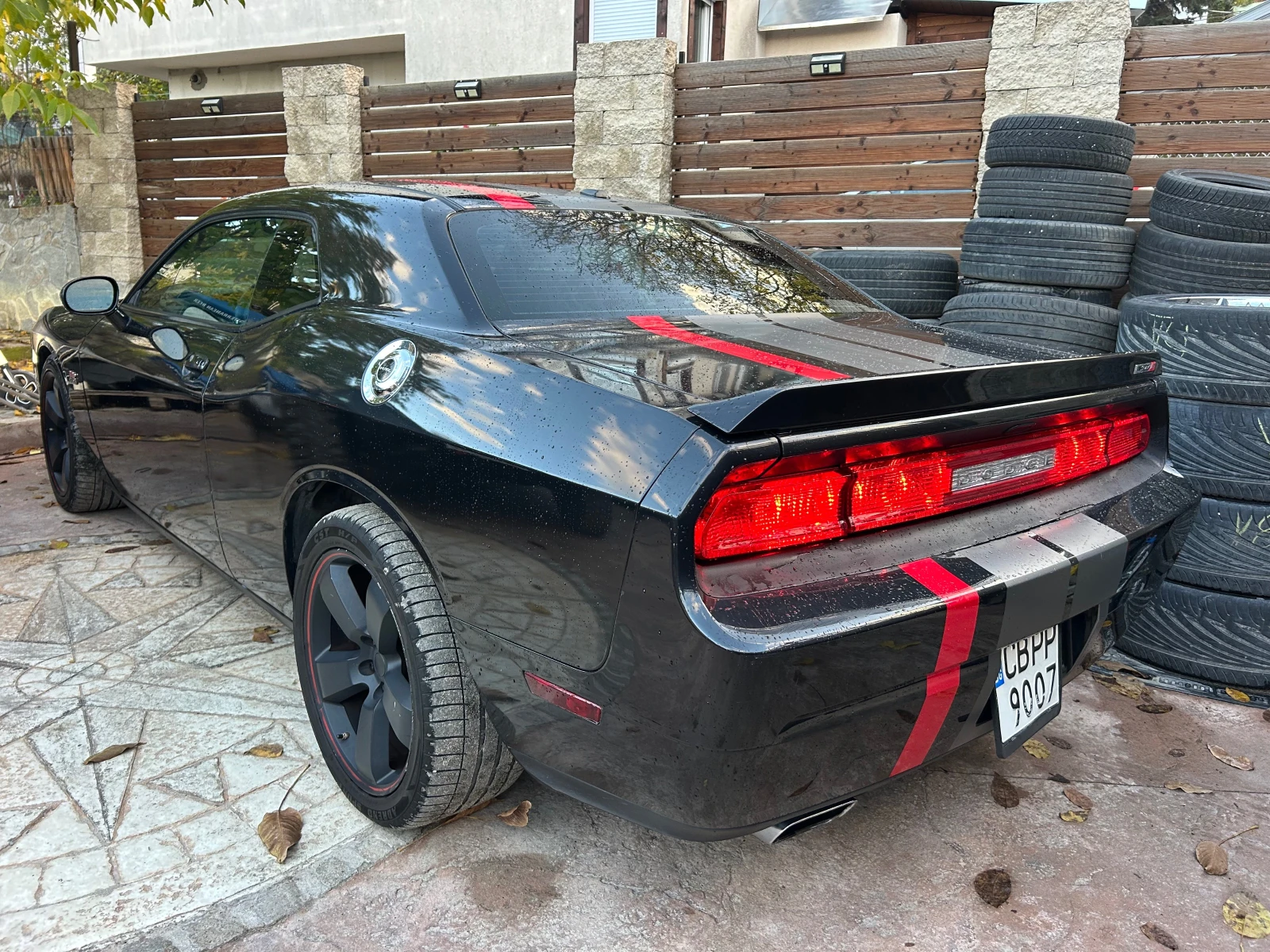 Dodge Challenger SRT 8* 392 мотор* 6.4l* * * 500+ кс* * * * *  | Mobile.bg — изображение 4