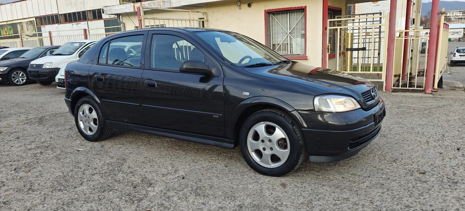 Opel Astra 1.6iAutomat150хил - изображение 9