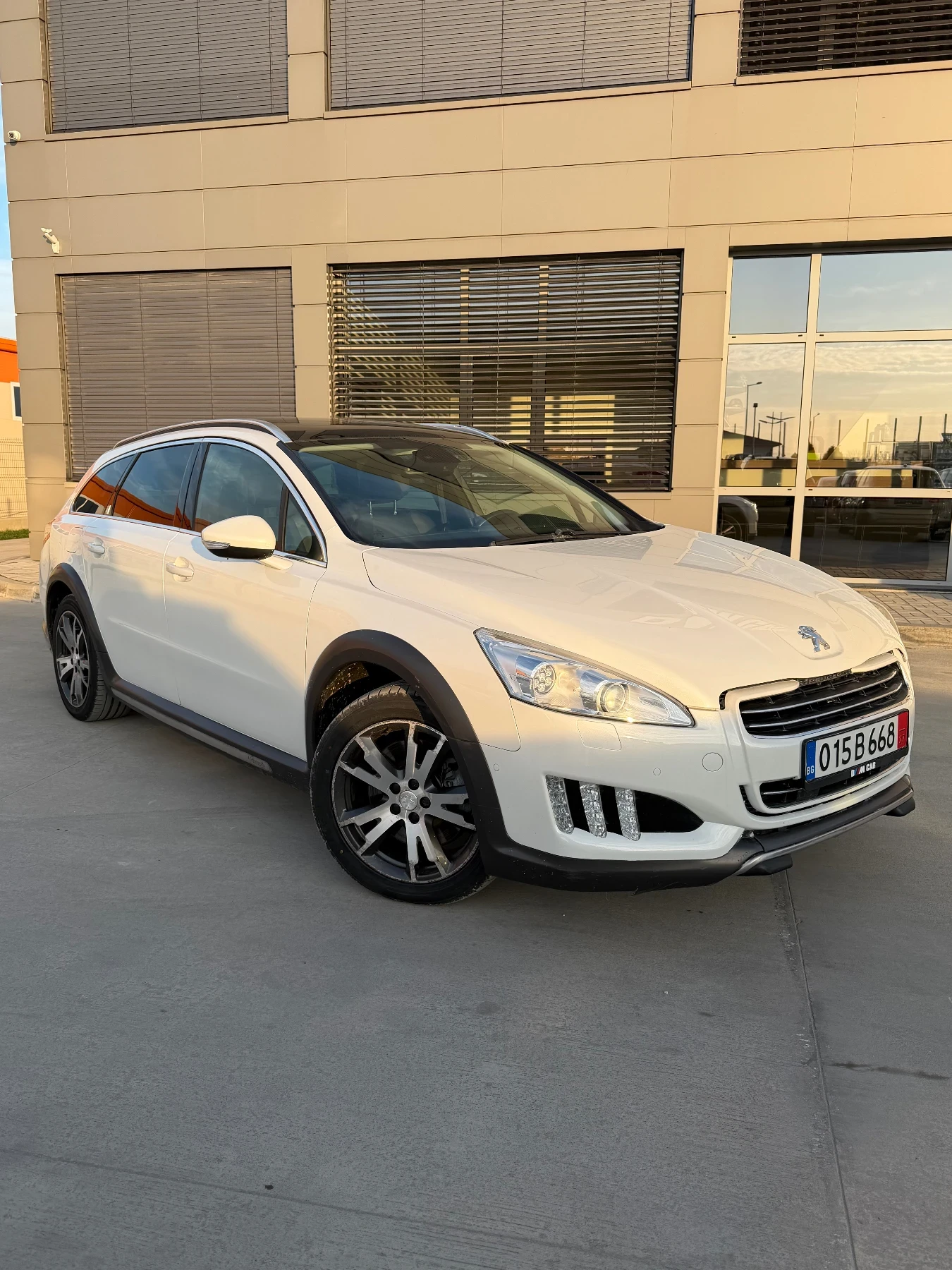 Peugeot 508 RXH * TOP* HEAD UP* FULL* PANO*  - изображение 2