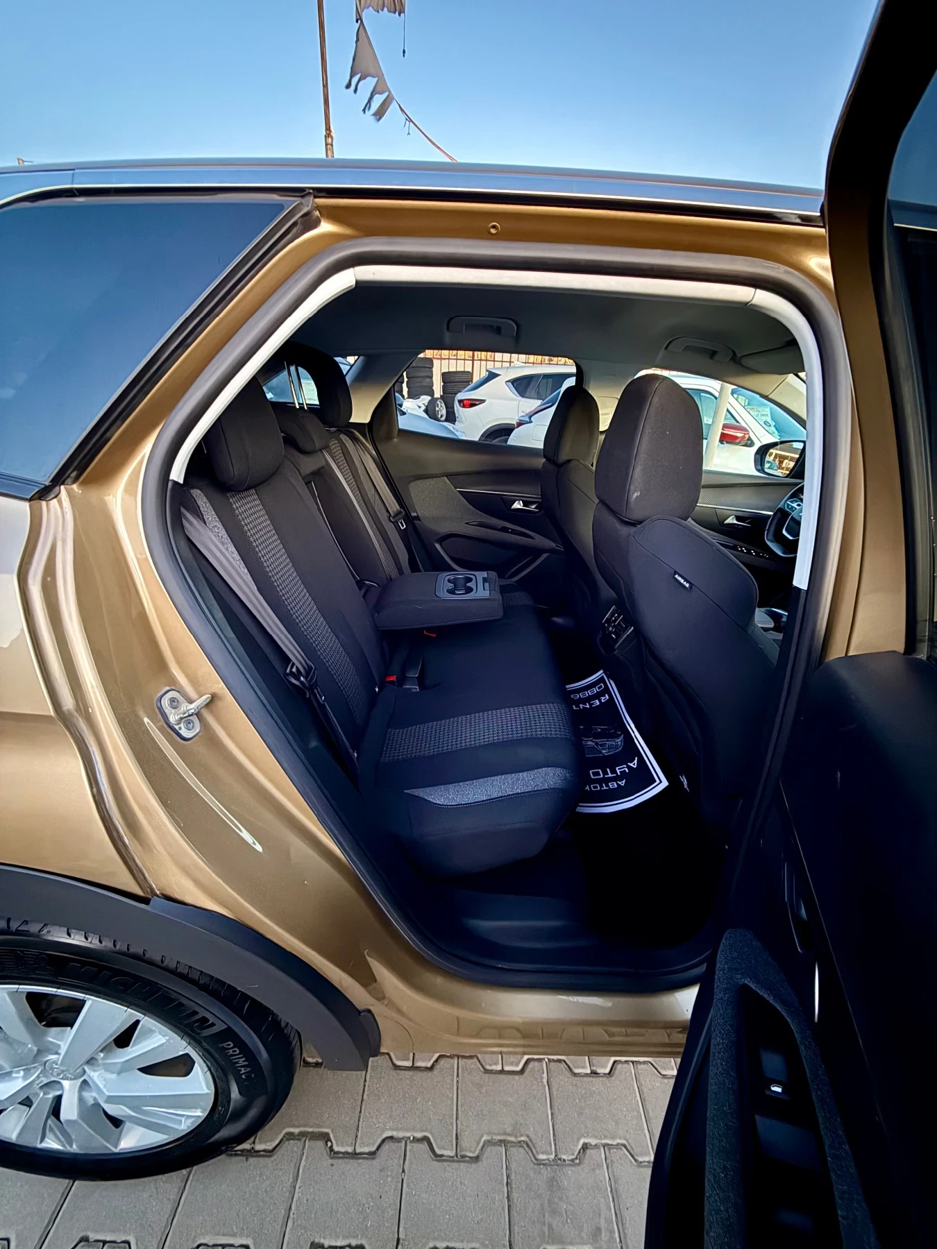 Peugeot 3008 Нов внос* Автоматик* Топ* Реална* Бартер* Нави*  - изображение 7